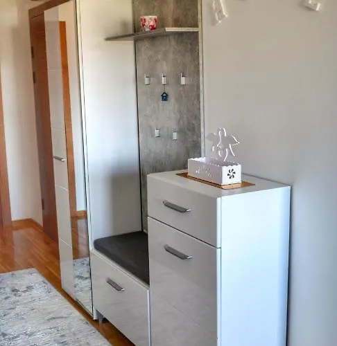 Krila Andjela Lejlighed *